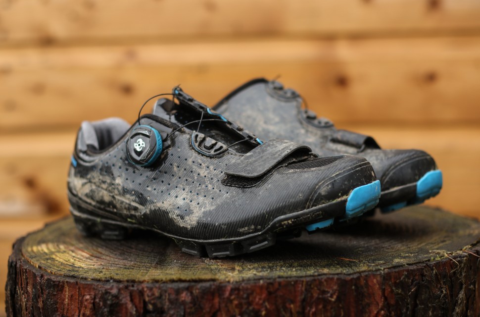 Shimano XC7 SPD shoes review off road.cc